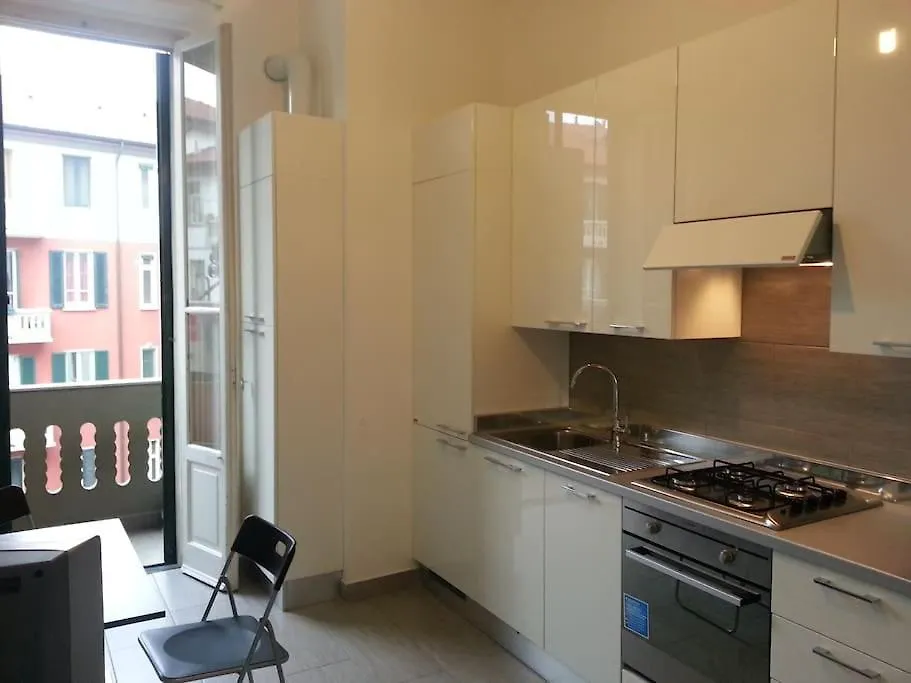 Apartment Bocconi Navigli Iulm Naba Ied, Max 2 Persons, Milan Center Italy